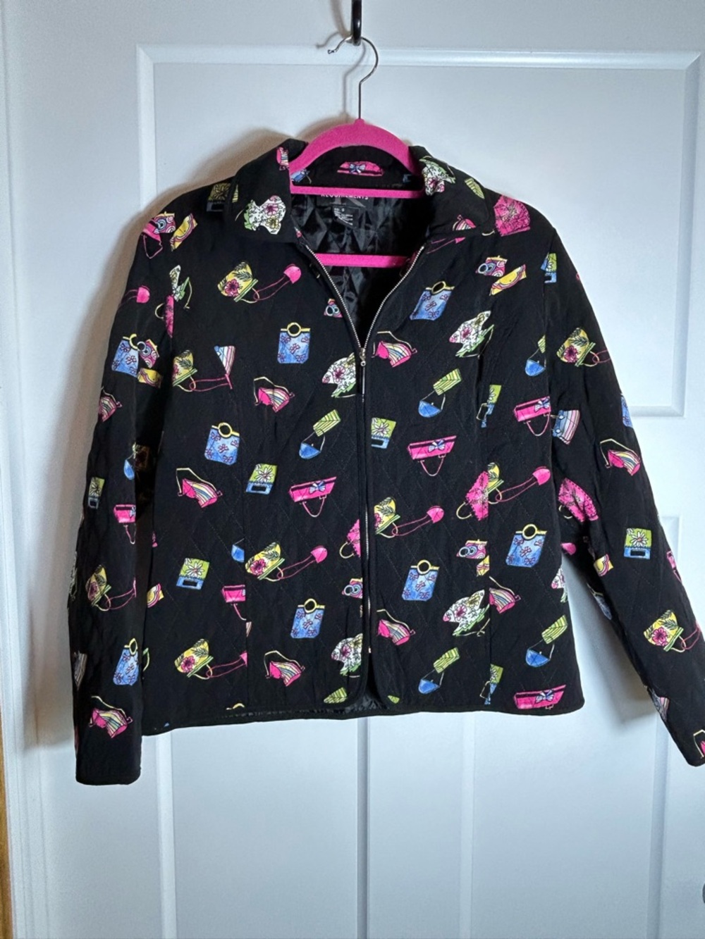 Requirements Womems Small Quilted Zip Up Jacket Black Hat Purse Print 5128